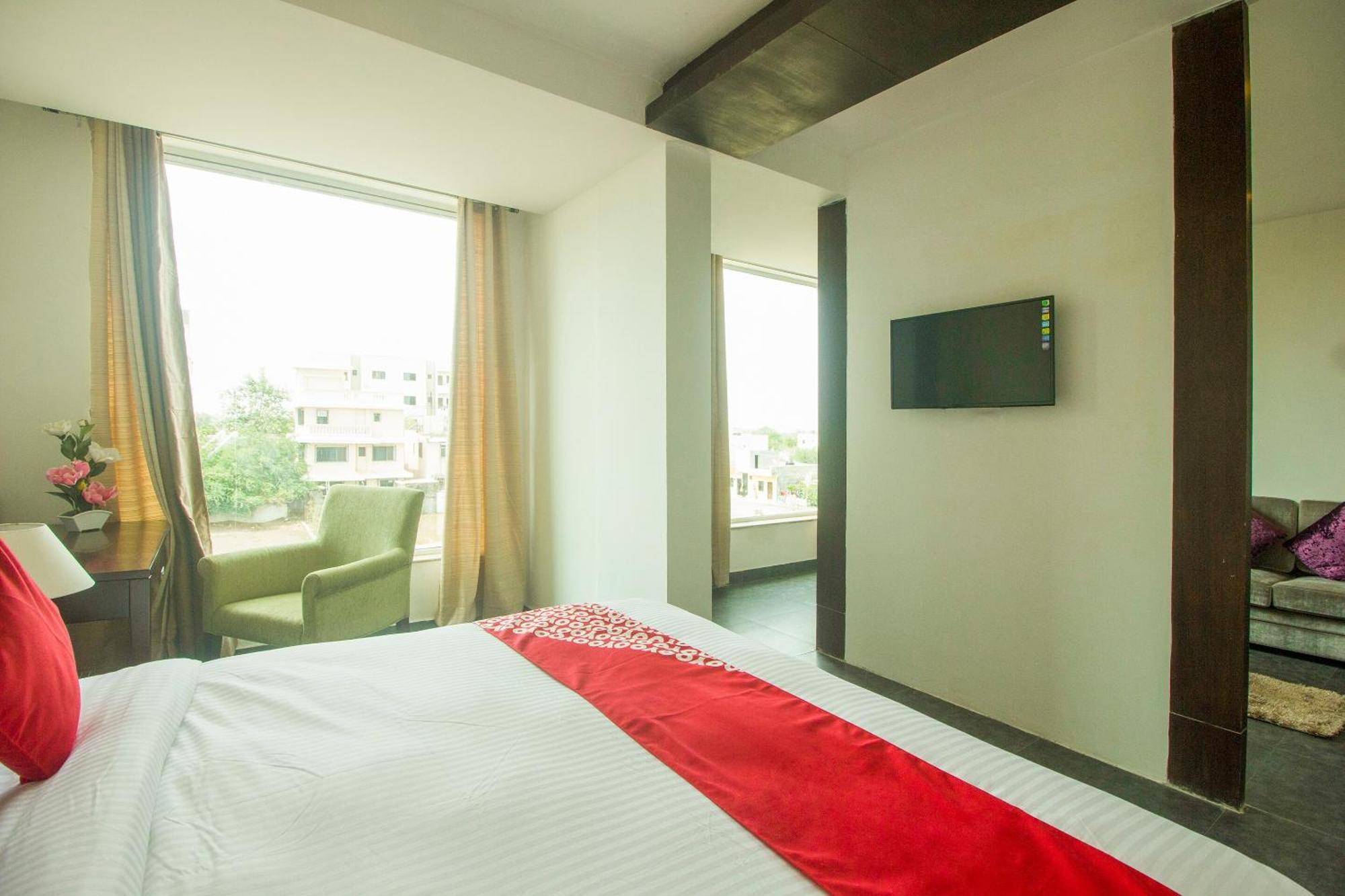 Collection O Govinda Sai Hotel Shirdi Exterior foto