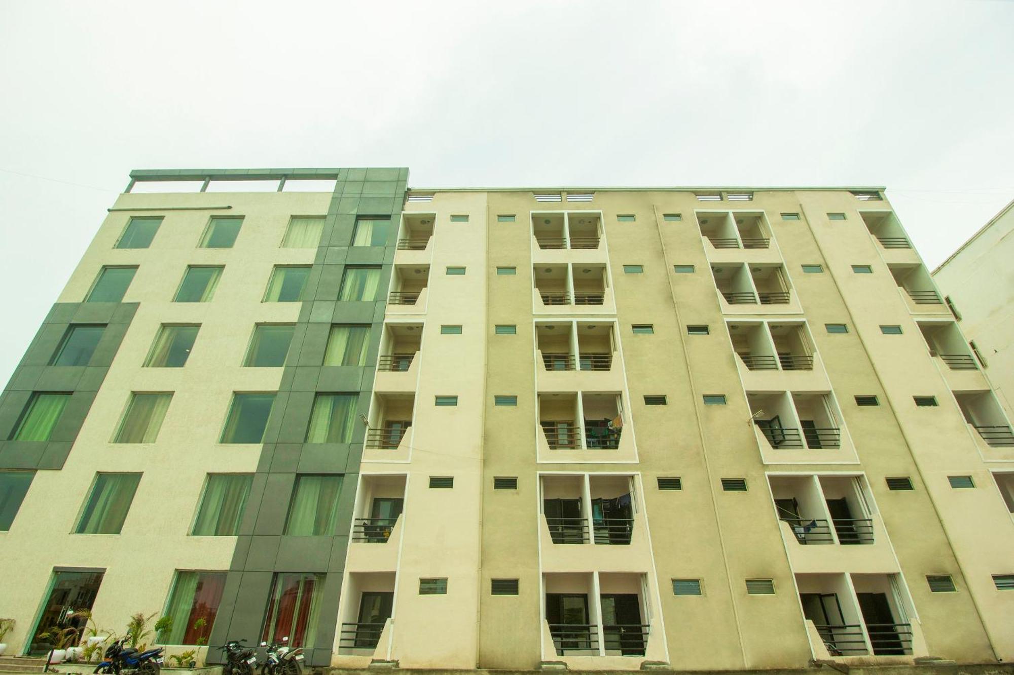 Collection O Govinda Sai Hotel Shirdi Exterior foto